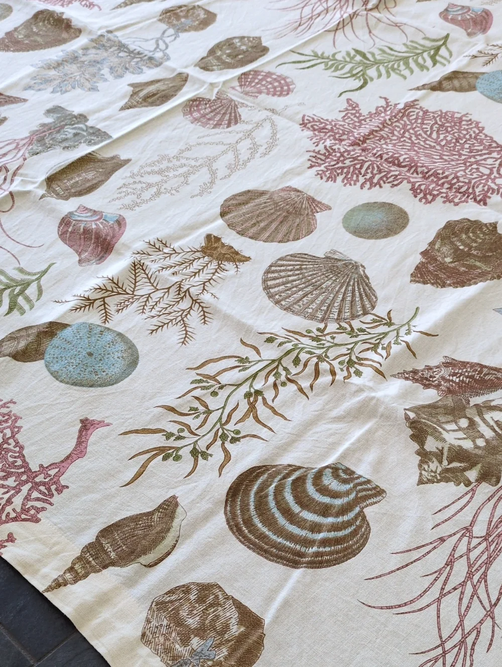 Pottery Barn Atlantic Seashell Tablecloth 84" X 68" - Picture 2 of 4